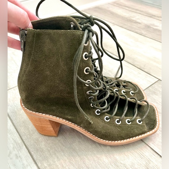 Jefferey Campbell x Free People Olive Green Peep Toe Lace Up Ankle Boot size 9